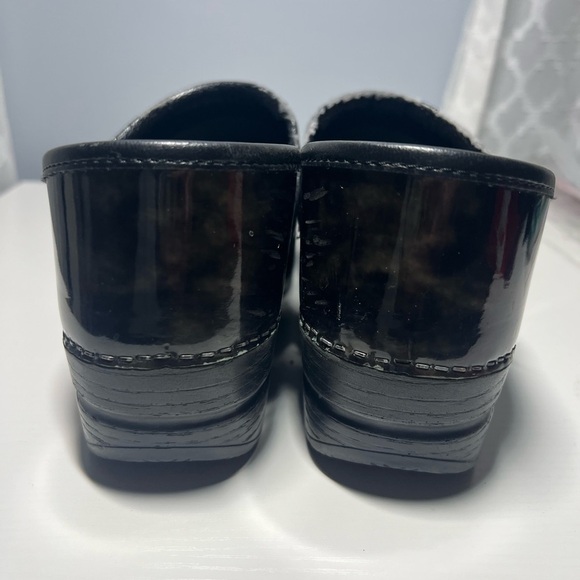 Dansko Black and Green Mules with Classic Design - Picture 3 of 8